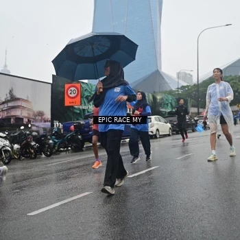 Runner Photo 7878783