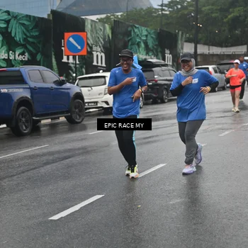 Runner Photo 7878785