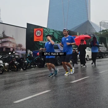 Runner Photo 7878786