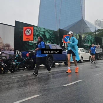 Runner Photo 7878819