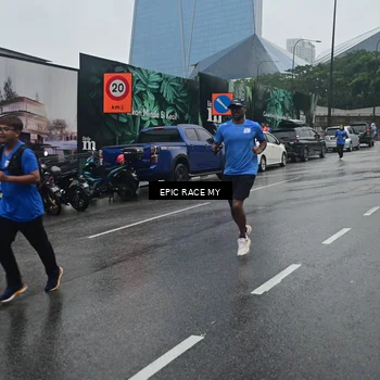 Runner Photo 7878834