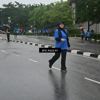 Runner Photo 7878835