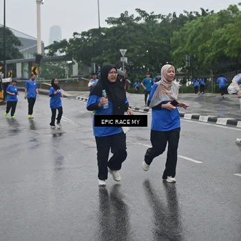 Runner Photo 7878840