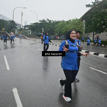 Runner Photo 7878844