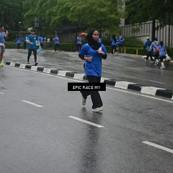 Runner Photo 7878846