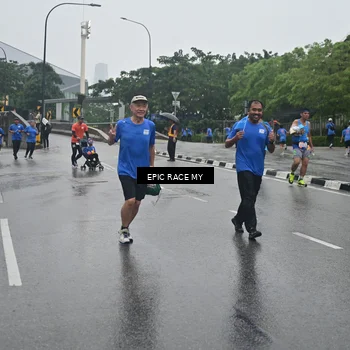 Runner Photo 7878857