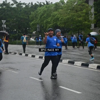Runner Photo 7878862