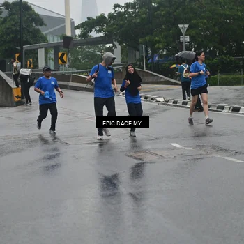 Runner Photo 7878873