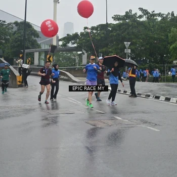 Runner Photo 7878882