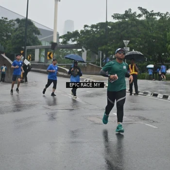 Runner Photo 7878890