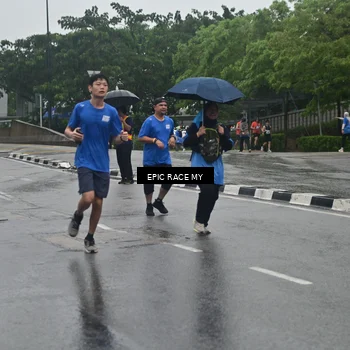 Runner Photo 7878903