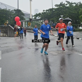 Runner Photo 7878912