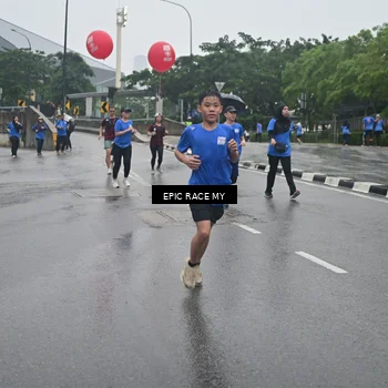Runner Photo 7878923