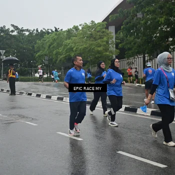Runner Photo 7878928