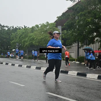 Runner Photo 7878936