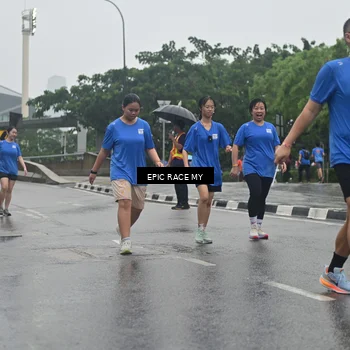 Runner Photo 7878944