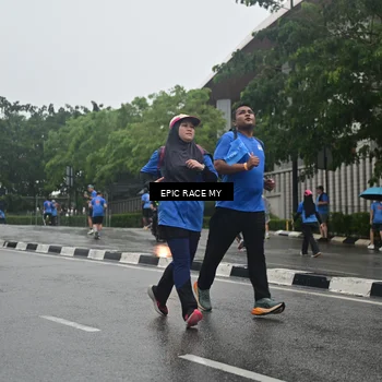 Runner Photo 7878946