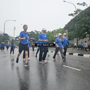 Runner Photo 7878955