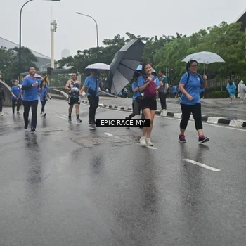 Runner Photo 7878988
