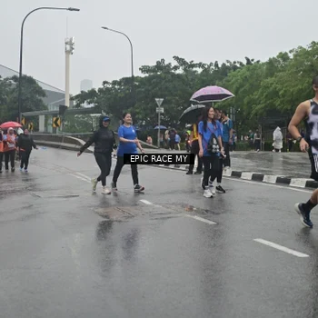 Runner Photo 7878996