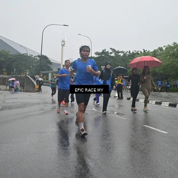 Runner Photo 7879014
