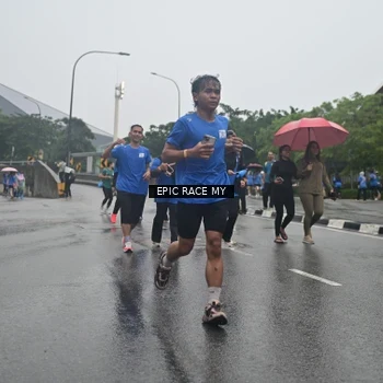 Runner Photo 7879017