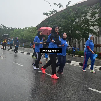 Runner Photo 7879035