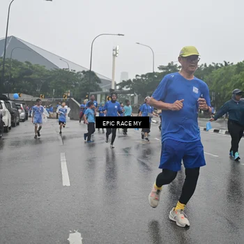 Runner Photo 7879043