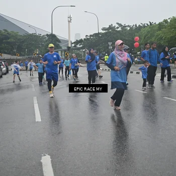 Runner Photo 7879044