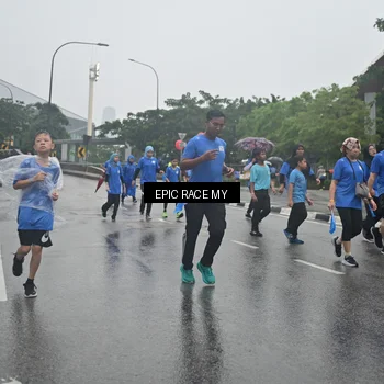 Runner Photo 7879051