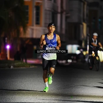 Runner Photo 7879058