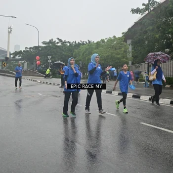 Runner Photo 7879062
