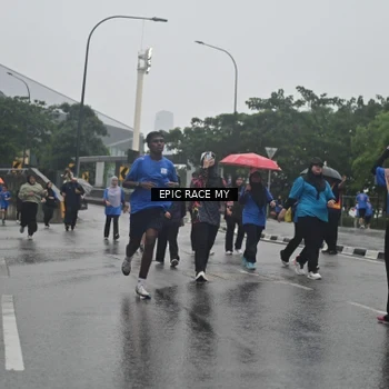 Runner Photo 7879079