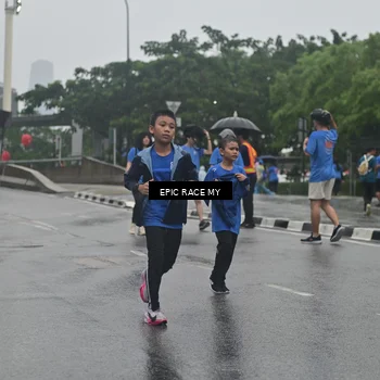 Runner Photo 7879080