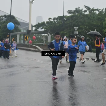 Runner Photo 7879081