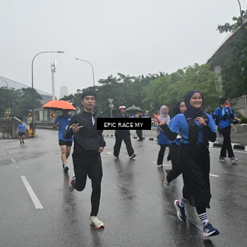 Runner Photo 7879084
