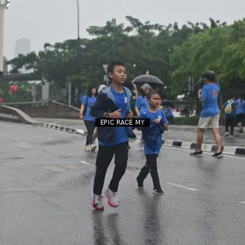 Runner Photo 7879085