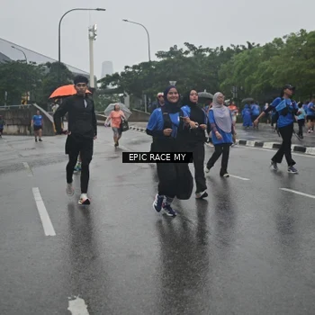Runner Photo 7879090