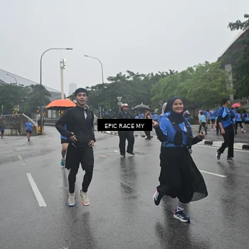 Runner Photo 7879098