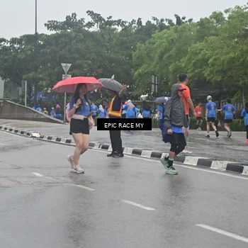 Runner Photo 7879104