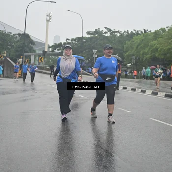 Runner Photo 7879135