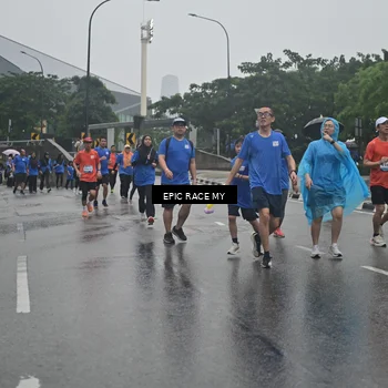 Runner Photo 7879143