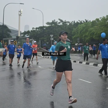 Runner Photo 7879151