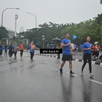 Runner Photo 7879163