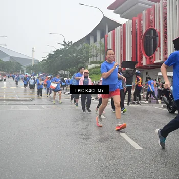 Runner Photo 7879275