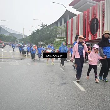 Runner Photo 7879284