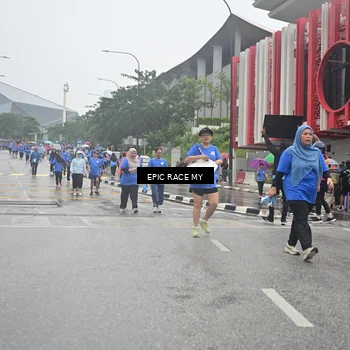 Runner Photo 7879285