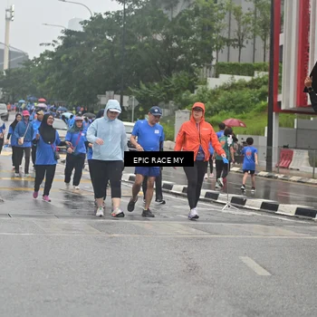 Runner Photo 7879304