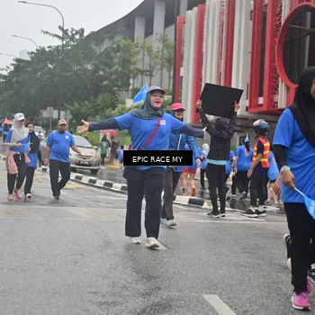 Runner Photo 7879340