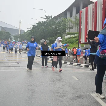 Runner Photo 7879342